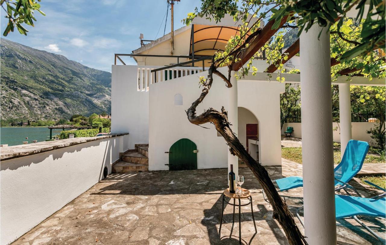 Lovely Home In Kotor With Wifi Eksteriør billede