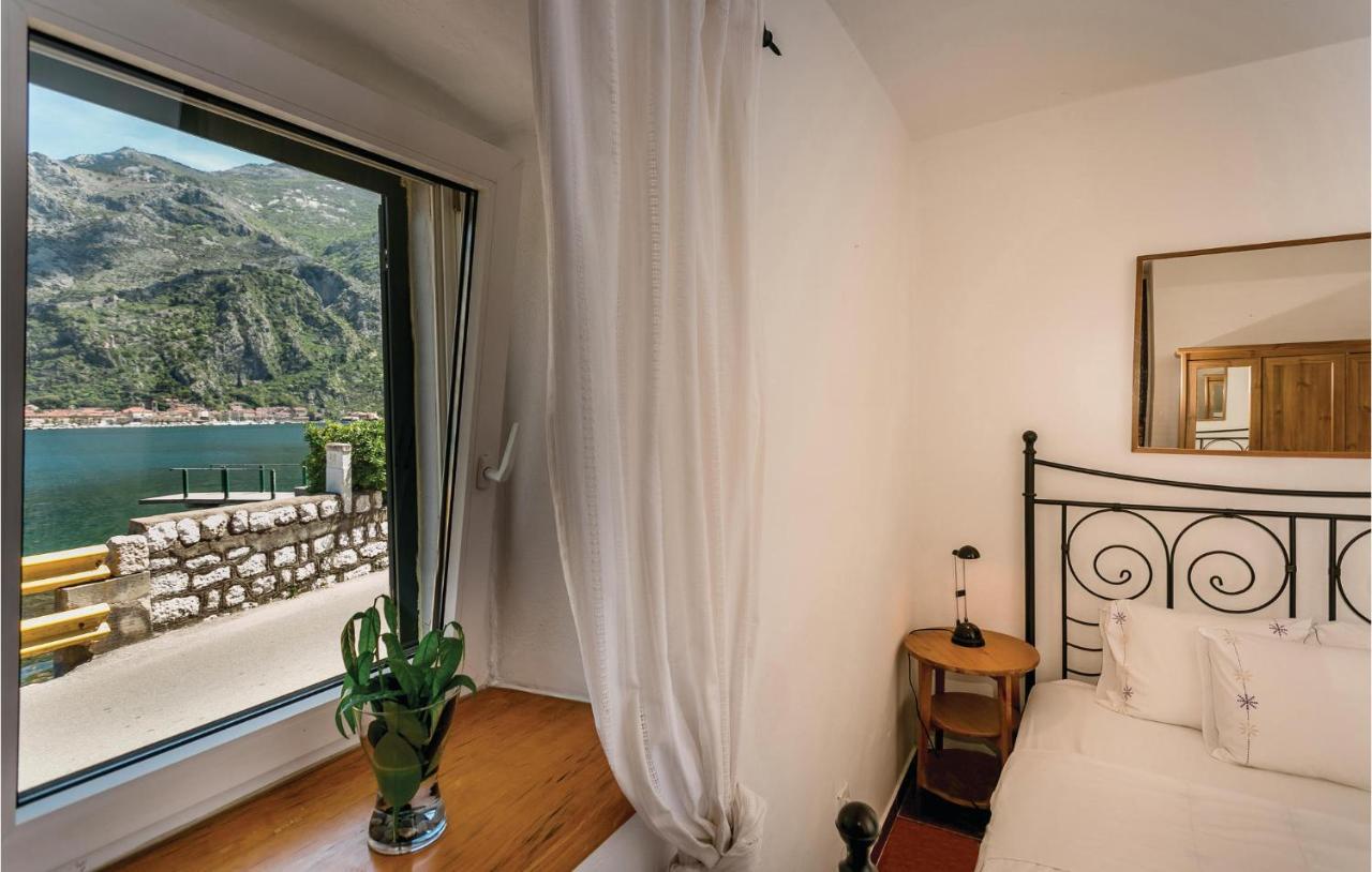 Lovely Home In Kotor With Wifi Eksteriør billede