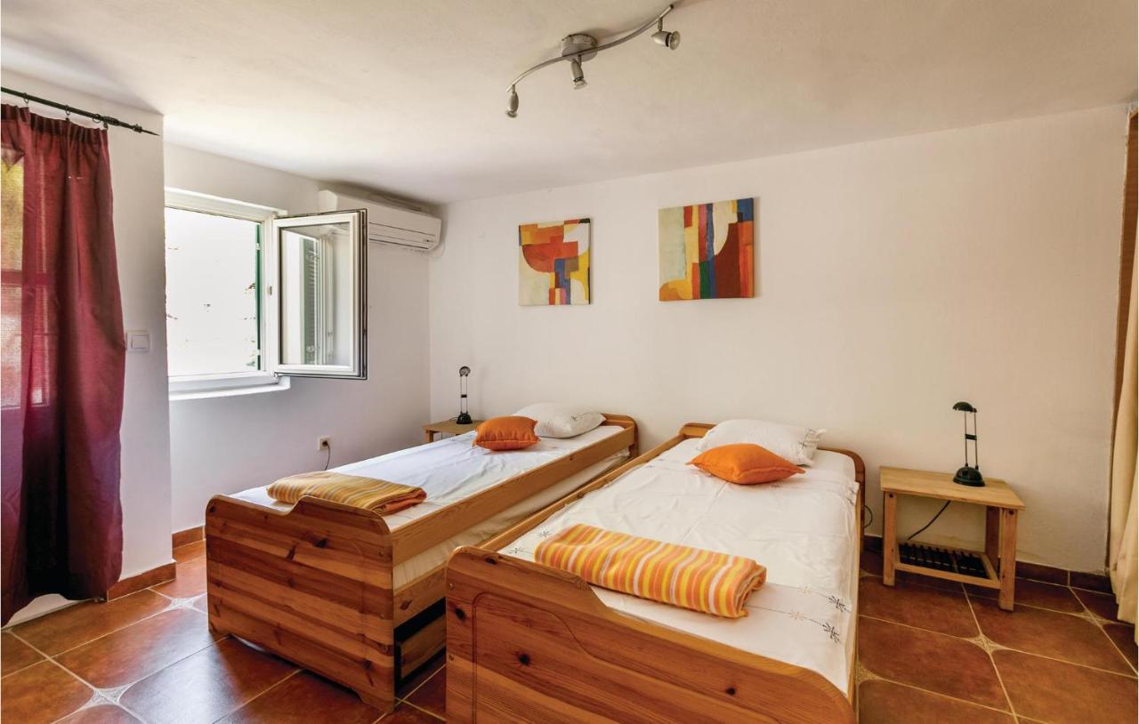 Lovely Home In Kotor With Wifi Eksteriør billede