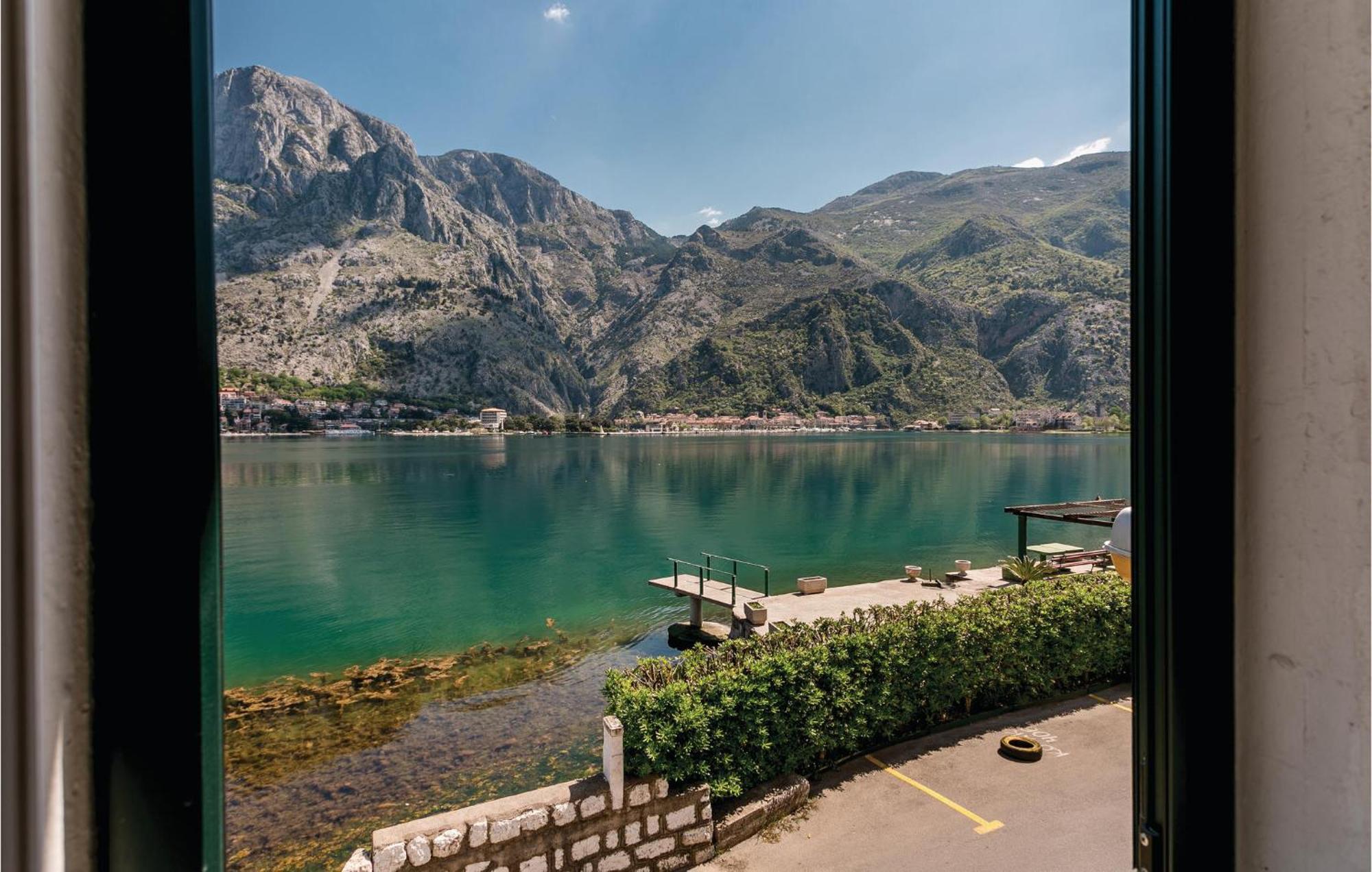 Lovely Home In Kotor With Wifi Eksteriør billede